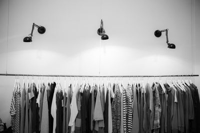 6 Benefits of Buying Wholesale Clothing for Your Shop